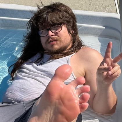 averyavi OnlyFans picture