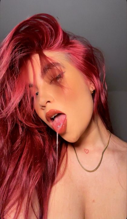 violetax1 OnlyFans picture