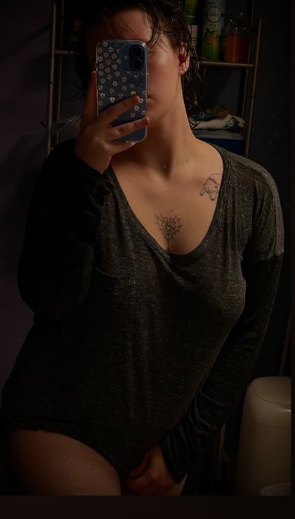 anntoxicating OnlyFans picture