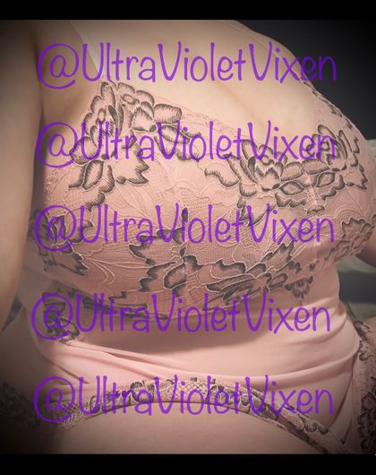 ultravioletvixen OnlyFans picture