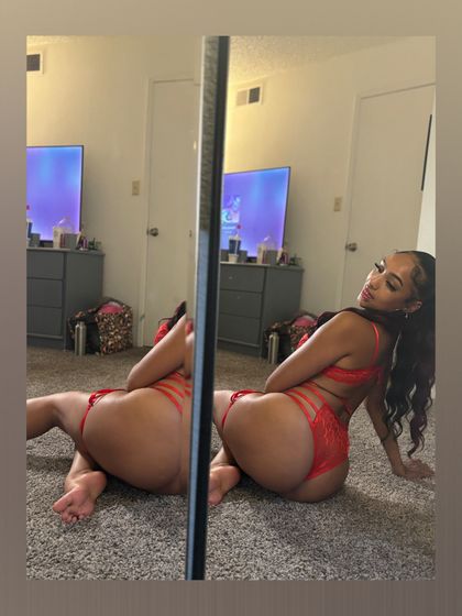 ms.trixxiee OnlyFans picture