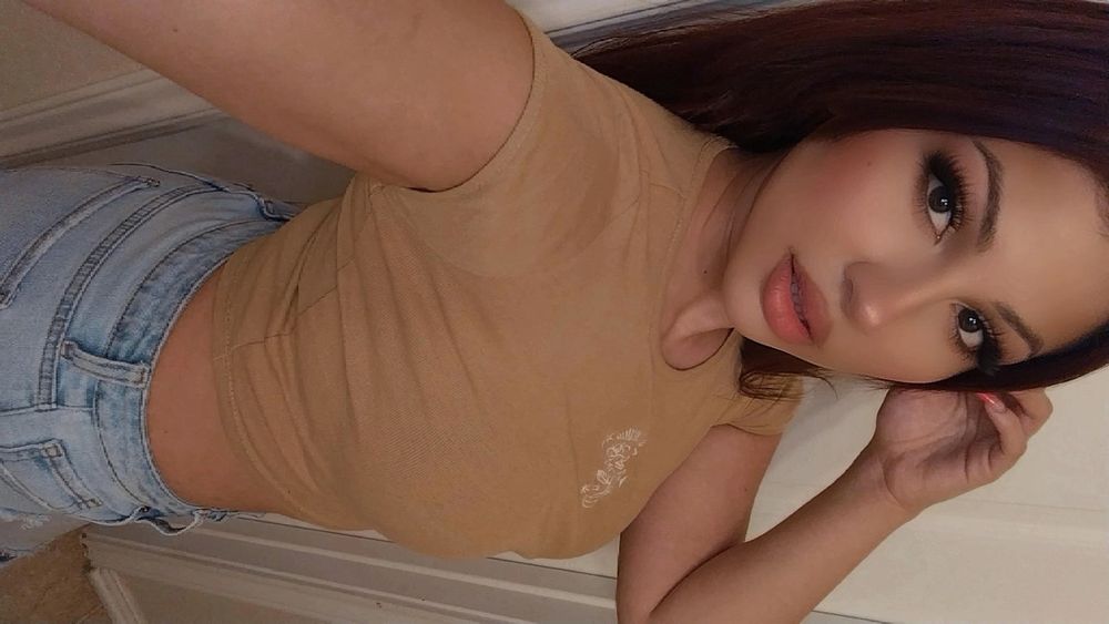 aly_t333 OnlyFans profile picture