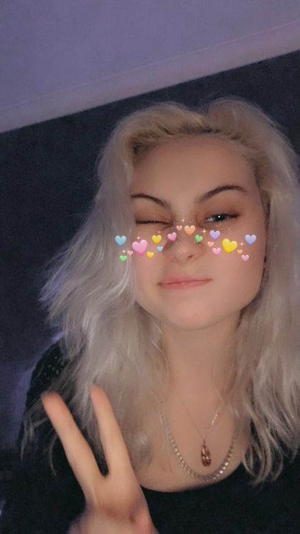 kinkynikki143 OnlyFans picture