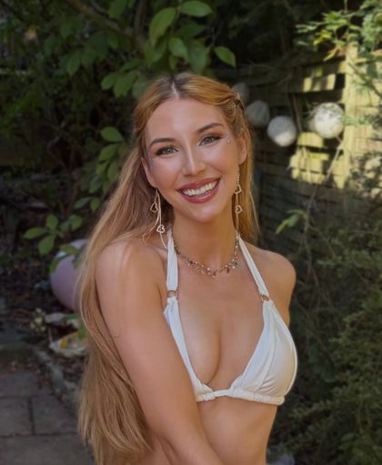 lauragetshigh OnlyFans picture