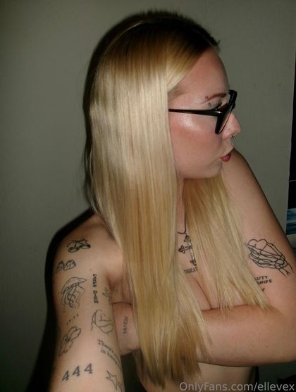 ellevex OnlyFans picture
