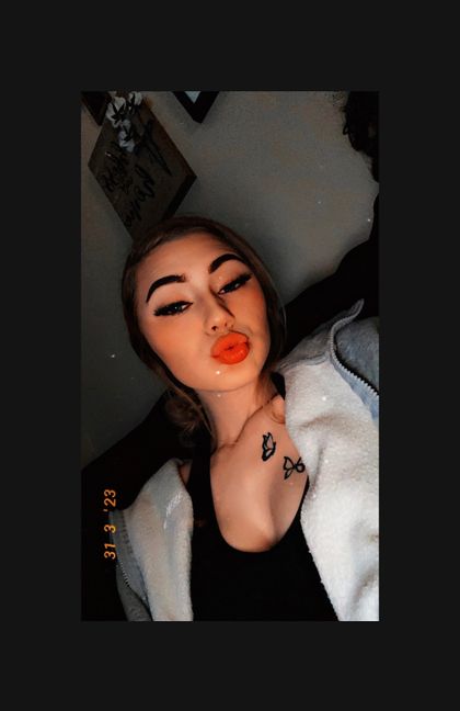 lovelaybay OnlyFans picture