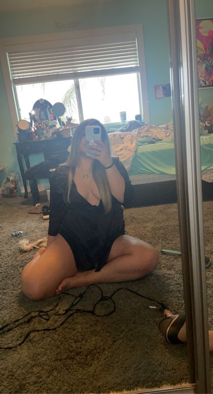 adri_noel913 OnlyFans picture