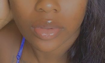 Queenchocbae_prettyfeet