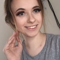 Best Kalisz OnlyFans Accounts | FansMetrics.com