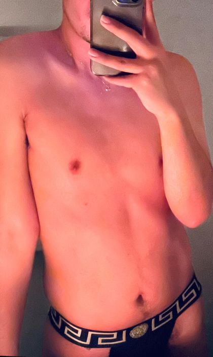 elchico_delosojosrojos1 OnlyFans picture
