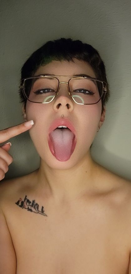 basiliskeyes OnlyFans picture