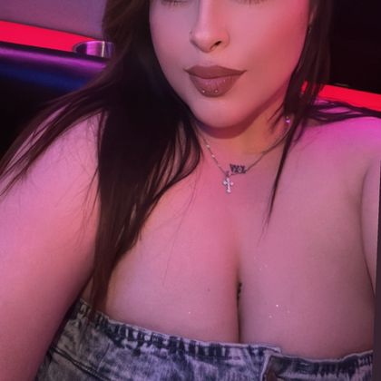 luvv.thicc OnlyFans picture