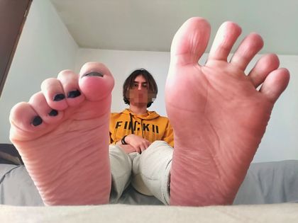 femfeetboi42 OnlyFans picture
