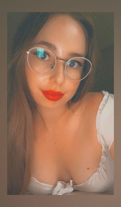 lovellyyylola OnlyFans picture