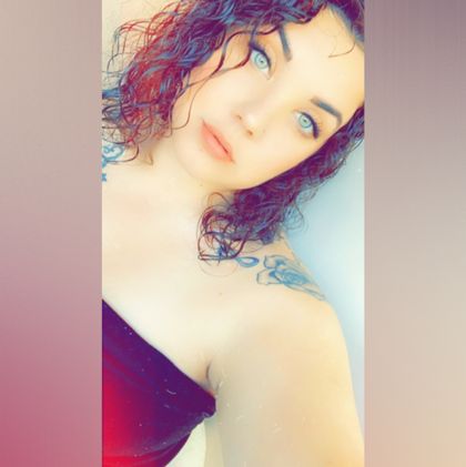 greeneyedgirl2122 OnlyFans picture