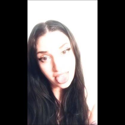 kinkyyykiki OnlyFans picture