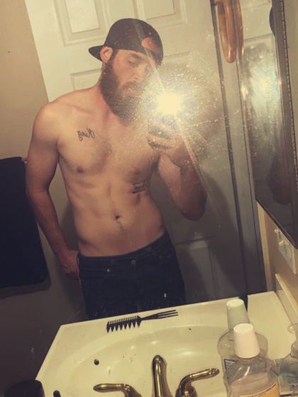 wywyredbeard OnlyFans picture
