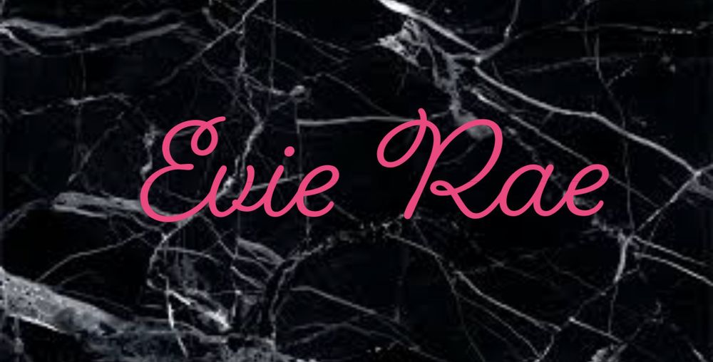 evierae OnlyFans profile picture
