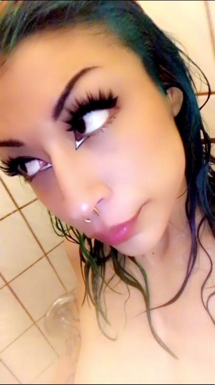 peachyslvttykitty OnlyFans picture