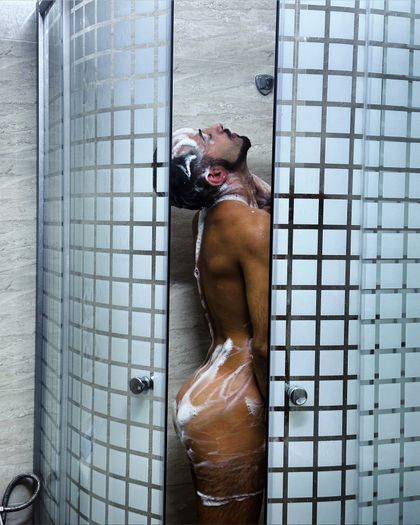 vladutlungu OnlyFans picture
