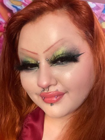 Daphne Dazzle
