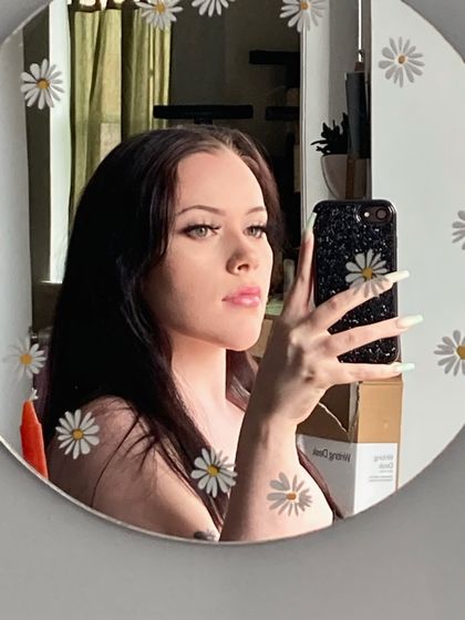 cutegothellefree OnlyFans picture