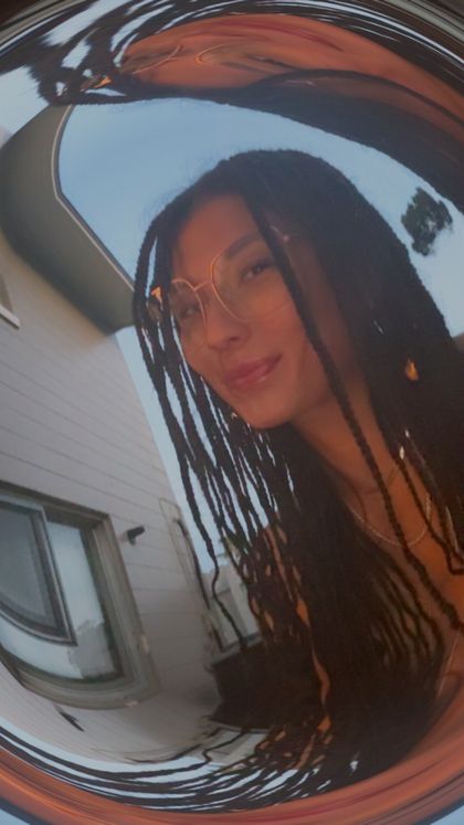 cosmicaurabrat OnlyFans picture