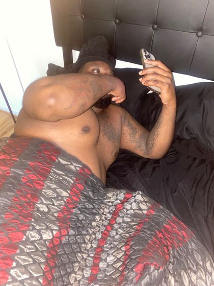 ladieeslove OnlyFans picture