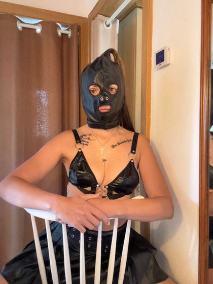 mara.mask OnlyFans picture