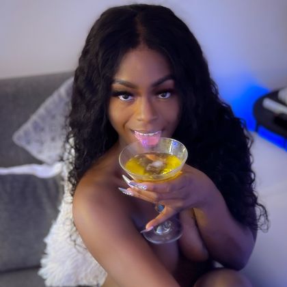 305chanell OnlyFans picture