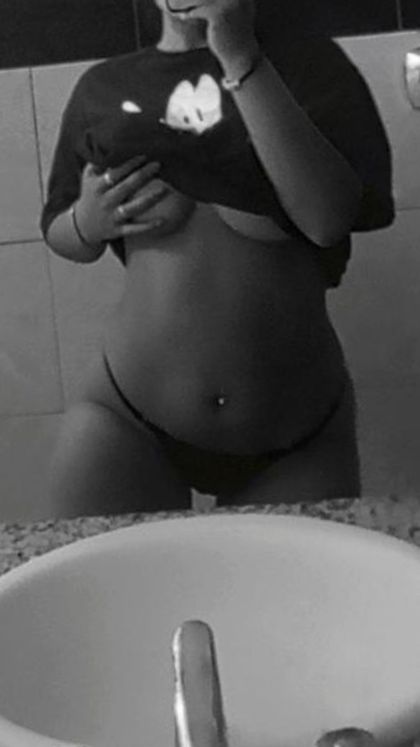 aguuslu OnlyFans picture