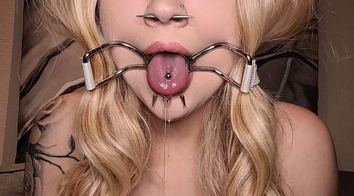carolinekinsey OnlyFans profile picture