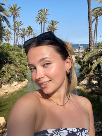 emmammayo OnlyFans - Free Trial - XXX Photos FansMetrics