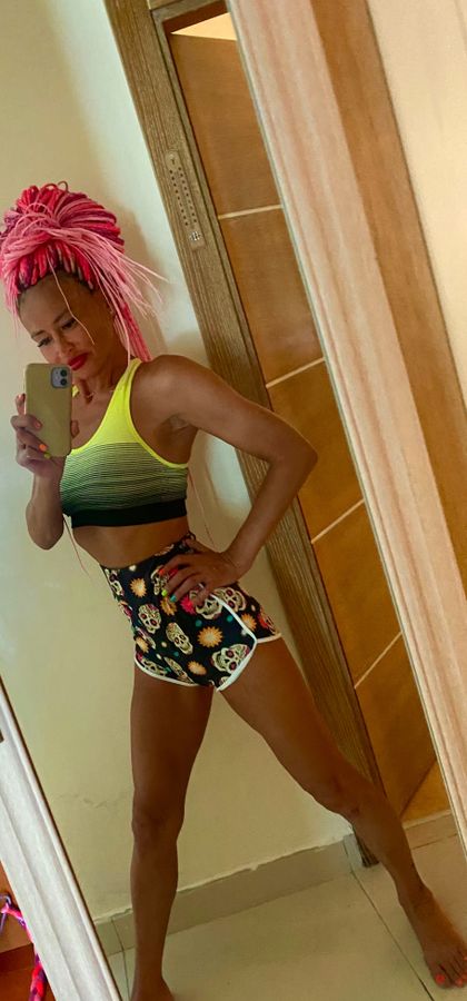 wildmomsara OnlyFans picture