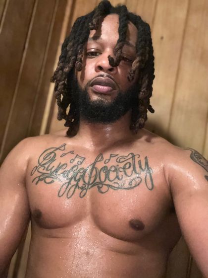 mr.9inchhimself OnlyFans picture