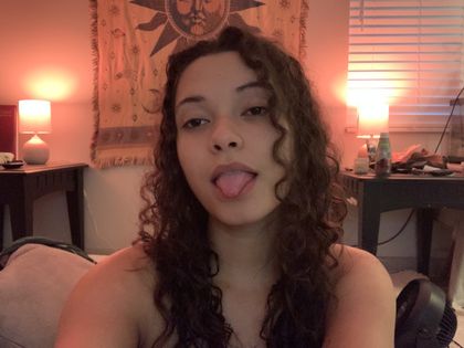 alyyywiththecurls OnlyFans picture