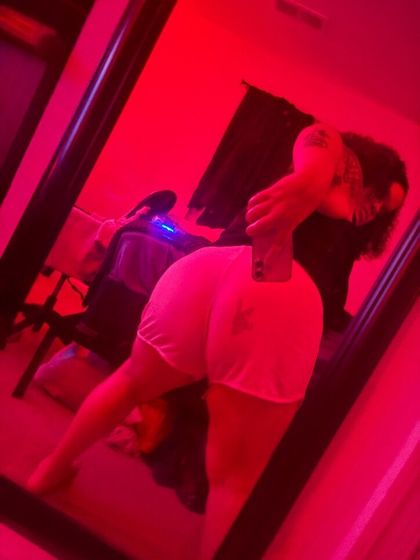 sp0iledbrxt__ OnlyFans picture