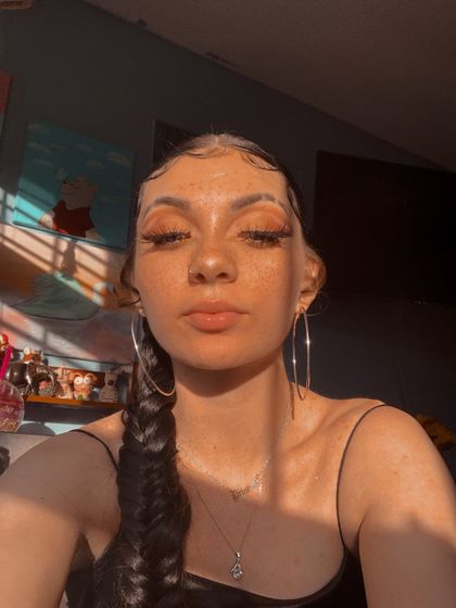 lluvzoerose OnlyFans picture