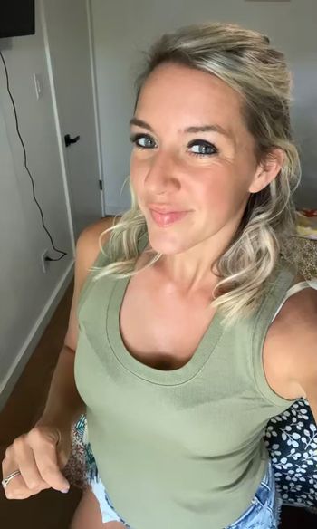 hotwifeaf OnlyFans profile picture