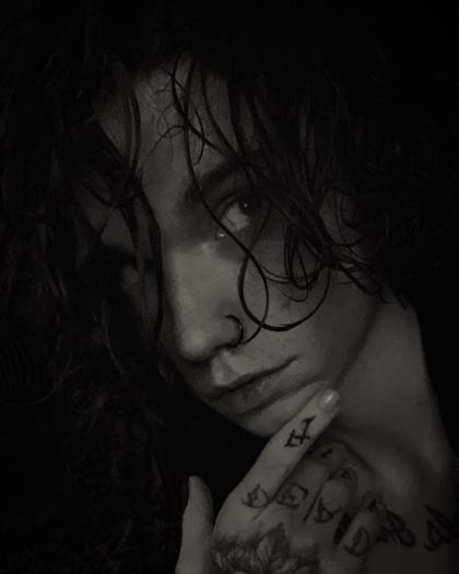 gothboisrus OnlyFans picture