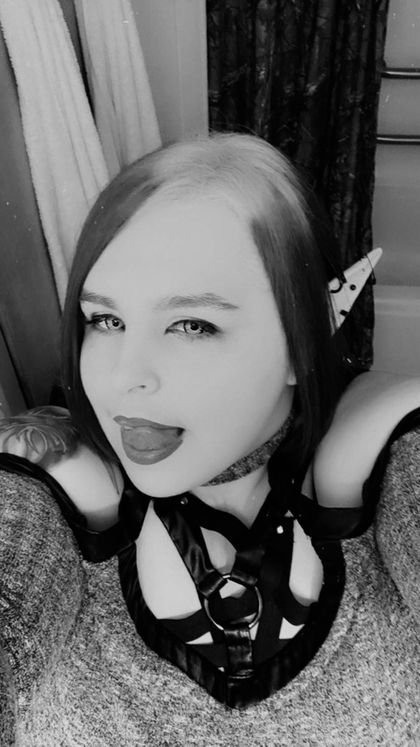 lyrah2704 OnlyFans picture