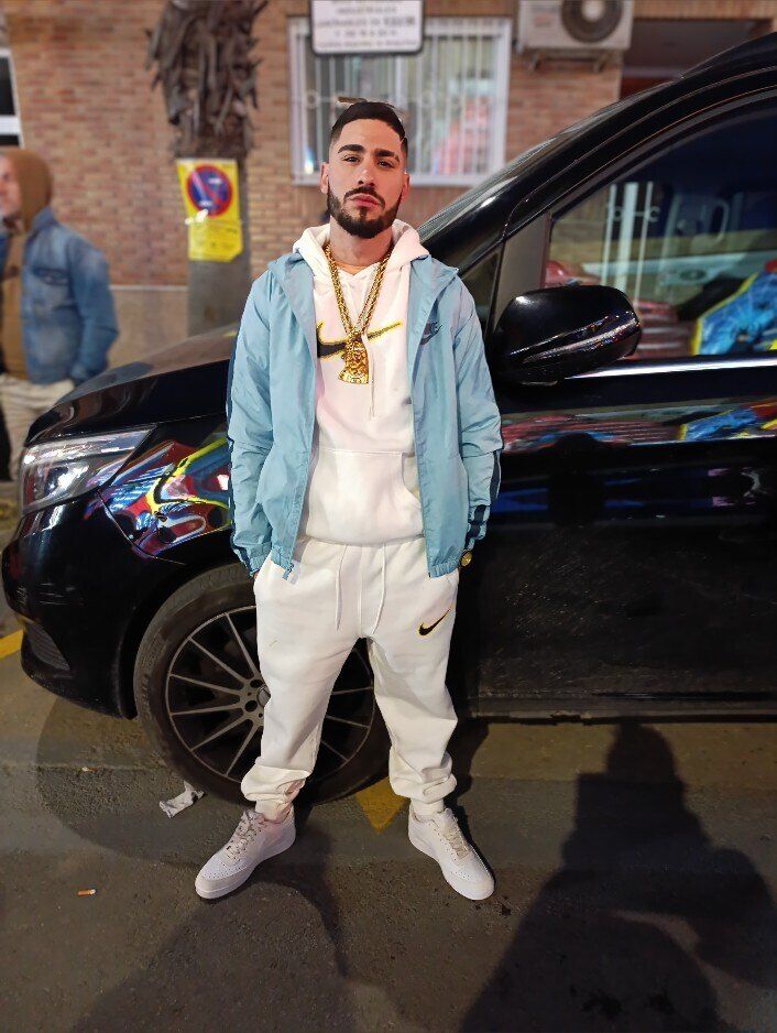 adrianch25 OnlyFans profile picture