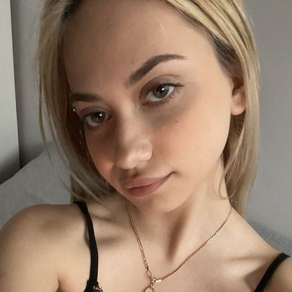 yourlittleartist OnlyFans picture