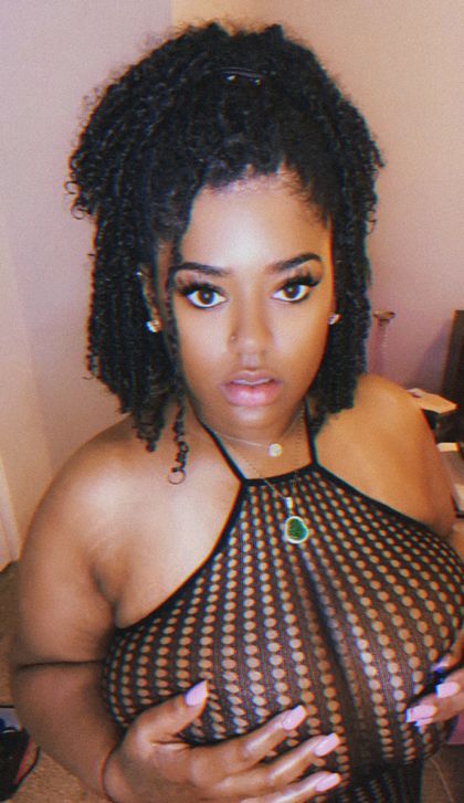 madaminfluence OnlyFans picture