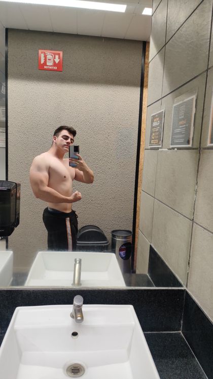 julioleyva OnlyFans picture