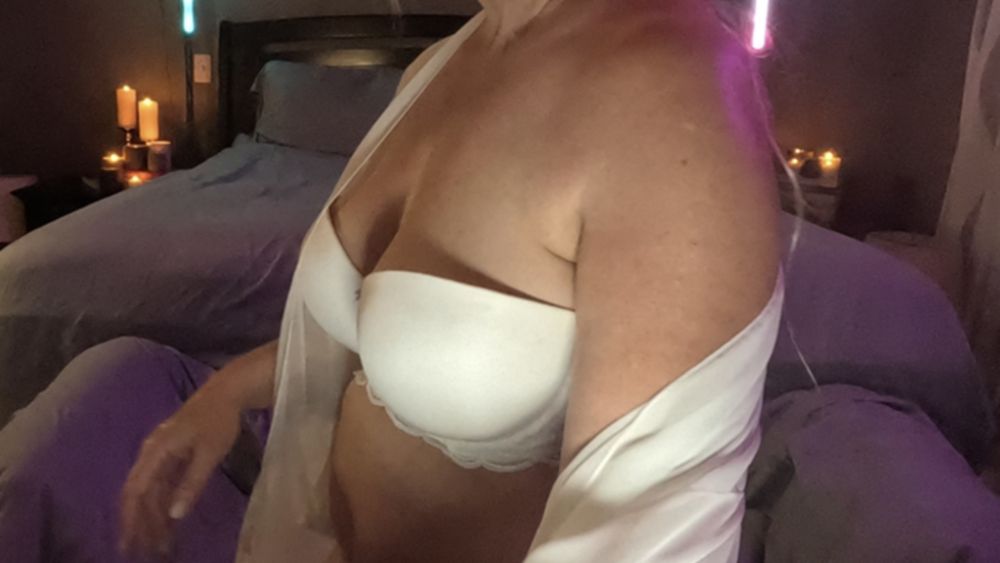 saranickcouple OnlyFans profile picture