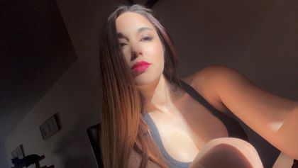 lilneiira OnlyFans picture