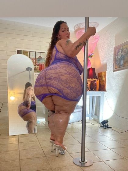 raracinnamon OnlyFans picture