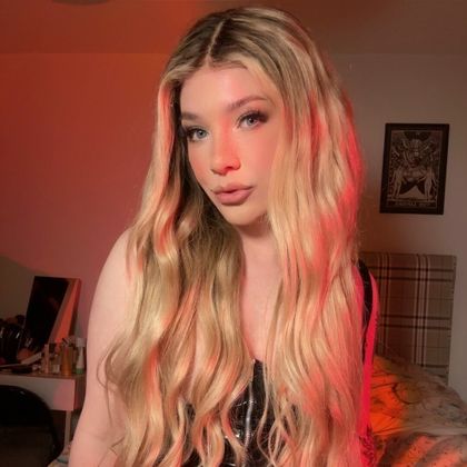 savannahsinn OnlyFans picture