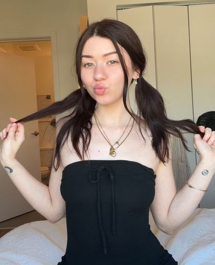 zoeyxjade OnlyFans picture